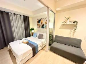 1BR Condotel in Azure Urban Resort Near NAIA #BH1