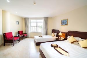 Hung Long Harbour Hotel