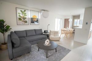 Modern 4BR Stay in Ozu Hachikubo for 11 Guests by Restavio