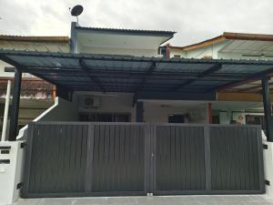 Raintown Residence