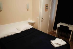 Hotels Hotel De La Gare : Chambre Double Standard