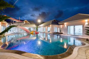LABARIS LUXURY POOLVILLA WONGAMART BEACH 5 Bedroom