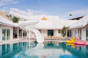 LABARIS LUXURY POOLVILLA WONGAMART BEACH 5 Bedroom