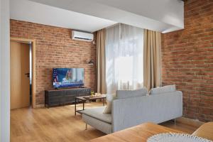 Luxury 2BD Apartment by the Sea Garden Entrance by Flat Mаnager