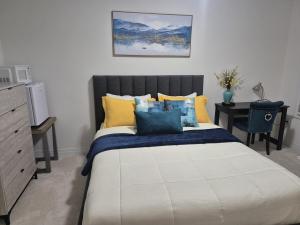 Radiant Brantford 3-Bedroom Home with Dedicated Office Space