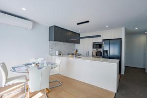 Comfortable Stay in Halswell Close to Shops & Park