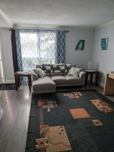 Cozy 1-Bedroom Apartment in Edmonton - Perfect City Retreat
