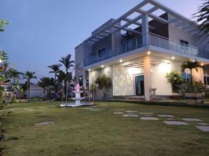 Merlin Farmhouse 4BHK, Private Pool,BBQ, Bonfire