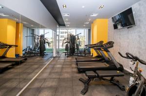 Molas In 605 Erik 605 Modern Studio Pool gym & Meeting Room