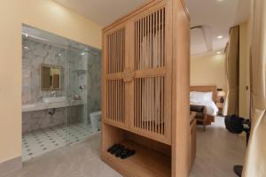 Santori Hon Thom Hotel