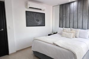 Casa con jacuzzi en La Aurora, Guayaquil, 3 habitaciones, ideal para familias, con sala, comedor y cocina equipada