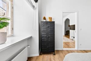 Old Town Suite with 2 bedrooms next to Town Hall