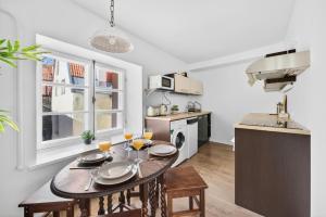 Old Town Luxury 2 Bedroom Suite 65 m2 on 3rd floor
