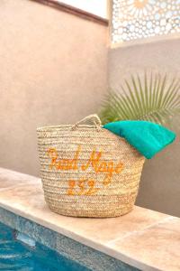 Riad chic & intimiste, piscine chauffée, ptit dej