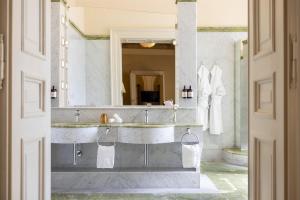 NH Collection Prague Carlo IV