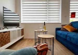 Le Plumard Bleu, 2-Star Rating, Historical