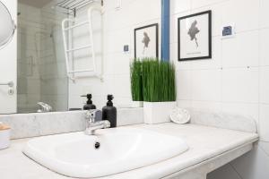 All-inclusive - 2 story loft - next to Old Town
