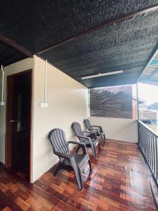 Chemperai Resort Floating House & Glamping