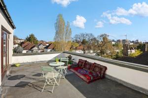 6 Bed Spacious Home in Wembley Great for Families