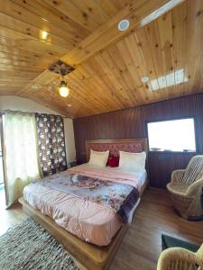 Pine Lodge Home Stay
