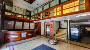 Hotel White City