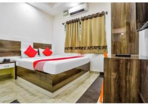 Zuzu residency