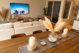 Deja Blue Beachfront Villa, Newly renovated