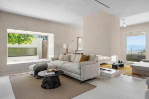 Luxury Villa & private pool by ELE Apartments