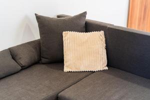 Zagreb 269 - 2 Bedroom Apartment - Parking - WiFi - Keybox entry - New - Monthly Rent - Modern