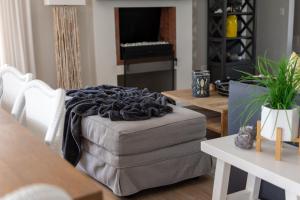 28 Roche Bonne Avenue