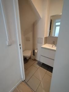 BudgetBnb - Studio au calme - 17m2 - Proche St Anne - Zenith Omega