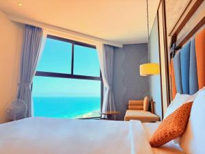Apec Mandala Cham Bay Condotel Mui Ne