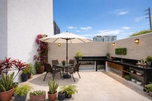 Elegant Chipipe Apartment Walk to the Beach