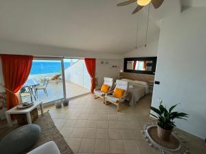 ATTICO VISTA MARE - Un Letto Ideale