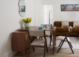 Brook Green stylish 2 bed