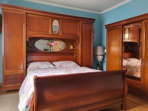 Maison - 1er étage complet tout équipé - 2 grandes chambres
