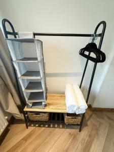 Spacious 7 Bedroom House, Perfect Location, Free Wi-Fi