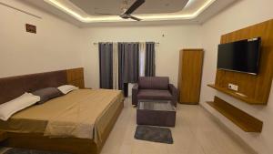 Vaibhav Residence
