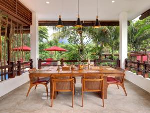The Magic Villa