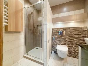 Muchobór Wielki Spacious Apartment by BookingHost