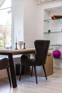 Central Comfy Spot Studio for 2 with Wi-Fi by PikHost