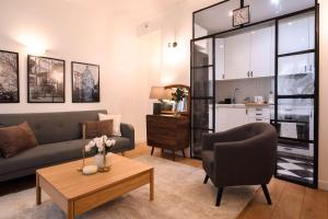 Luxury Renovated 1BR Neuilly Porte Maillot