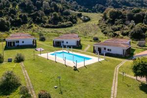 Resort Con Piscina- La Fattoria