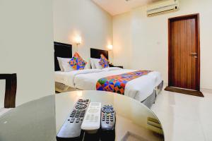 FabHotel Gargi Residency