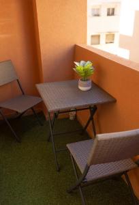 Apartamento con Parking y Wifi a 2 min Playa Los Lances