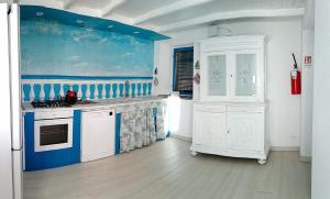 Mareviglia, between the sea and the mountains