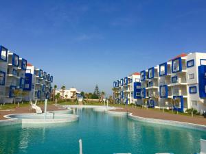 Appartement de luxe dans un quartier calme avec piscine