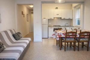 Silent Pineta Retreat with parking