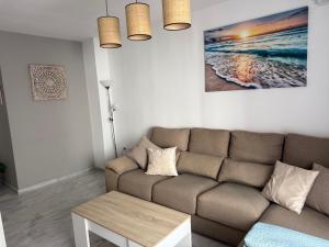 Apartamento con Parking y Wifi a 2 min Playa Los Lances