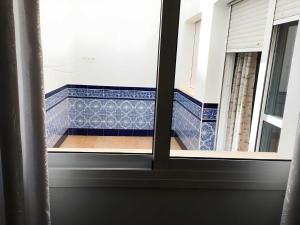 Apartamentos Tranquilos Conil Facil Aparcamiento con patio interior solo capetamos familias y parejas